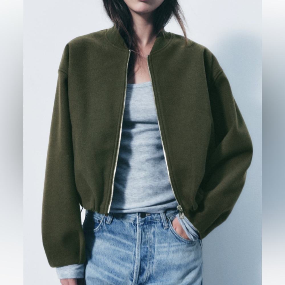 SOFT BOMBER WITH STOPPERS